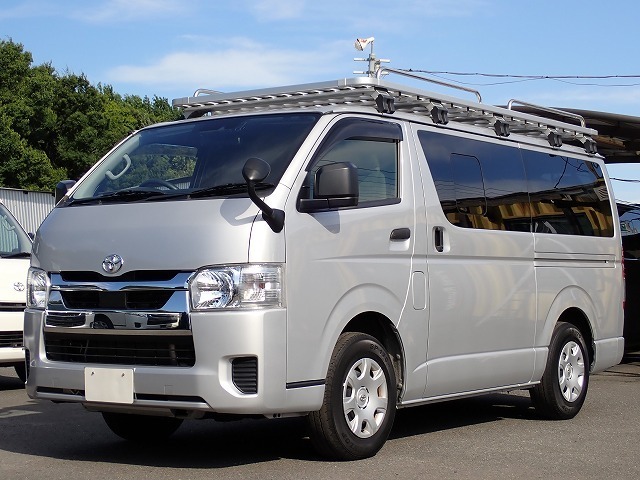 ハイエース・スーパーGLバンの中古車 - カーズ122（埼玉県さいたま市）