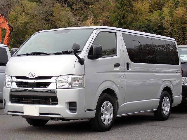 ハイエース・スーパーGLバンの中古車 - カーズ122（埼玉県さいたま市）