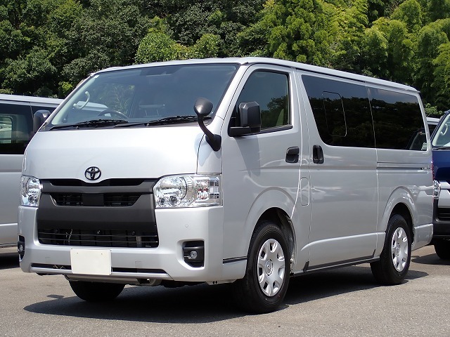 ハイエース・スーパーGLバンの中古車 - カーズ122（埼玉県さいたま市）