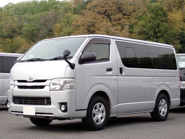 ハイエース・スーパーGLバンの中古車 - カーズ122（埼玉県さいたま市）