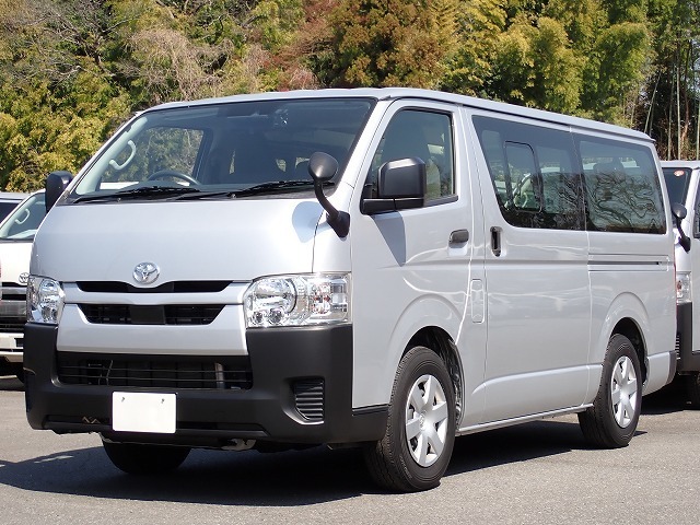 ハイエース・スーパーGLバンの中古車 - カーズ122（埼玉県さいたま市）