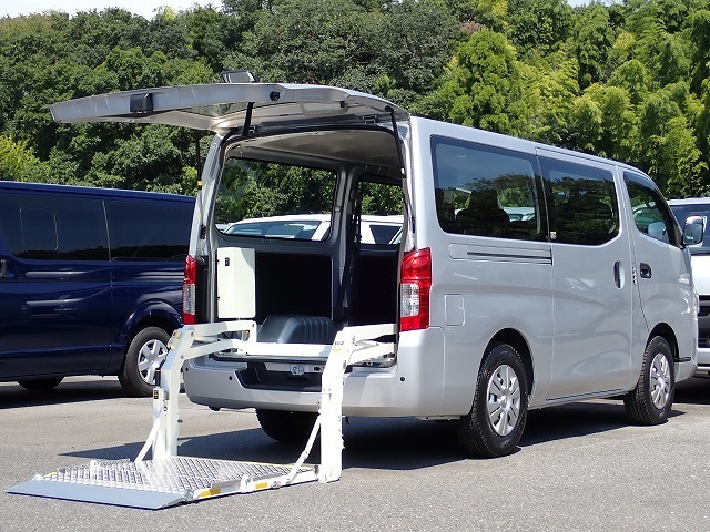 ハイエース・スーパーGLバンの中古車 - カーズ122（埼玉県さいたま市）