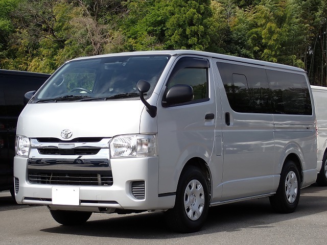 ハイエース・スーパーGLバンの中古車 - カーズ122（埼玉県さいたま市）