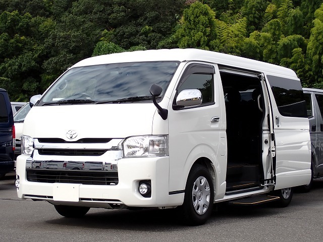 ハイエース・スーパーGLバンの中古車 - カーズ122（埼玉県さいたま市）