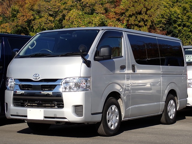 ハイエース・スーパーGLバンの中古車 - カーズ122（埼玉県さいたま市）