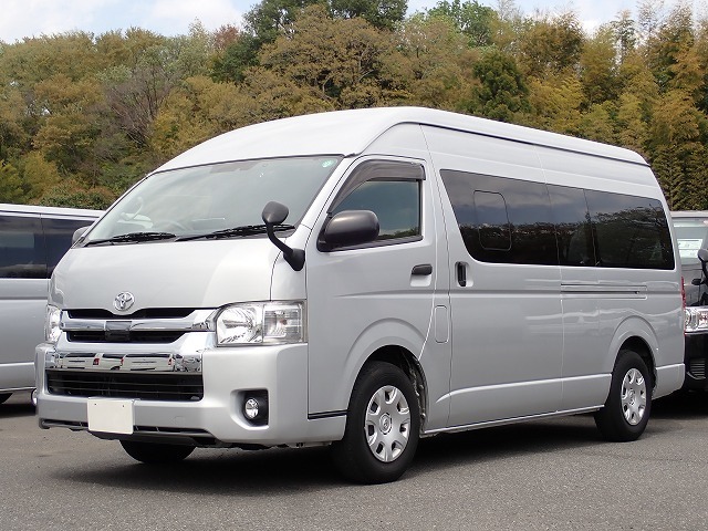 ハイエース・スーパーGLバンの中古車 - カーズ122（埼玉県さいたま市）